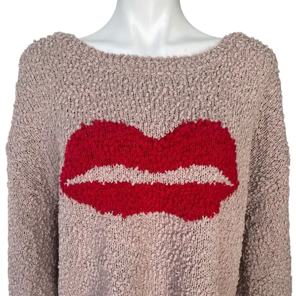 POL Kiss Me Down Popcorn Knit Sweater, Tan and Red, Sz S