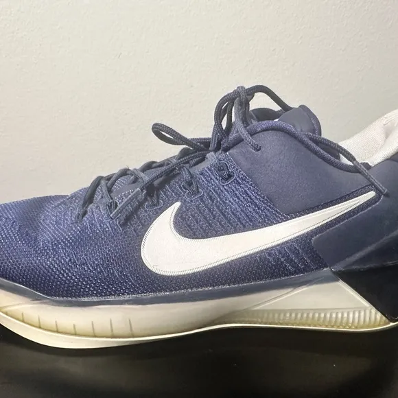 Preowned Nike Kobe AD Midnight Navy. Size 7Y.