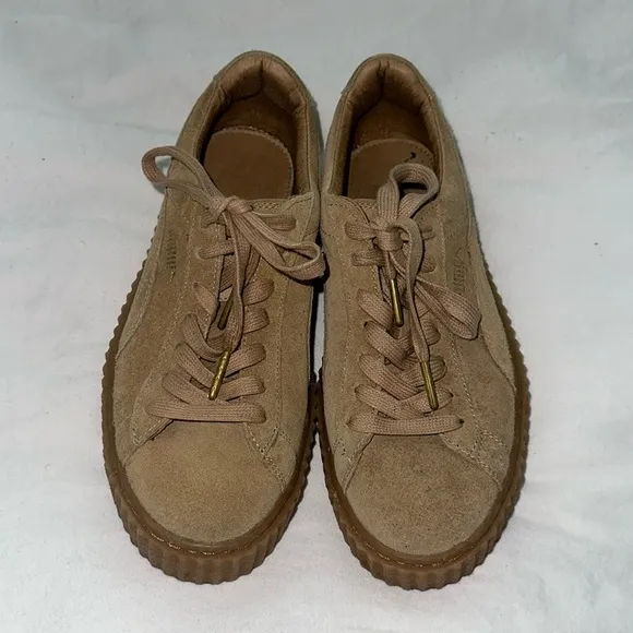 PUMA Creepers Rihanna Fenty Suede Oatmeal Tan Women's Sz 8 Thick Gum Rubber Sole