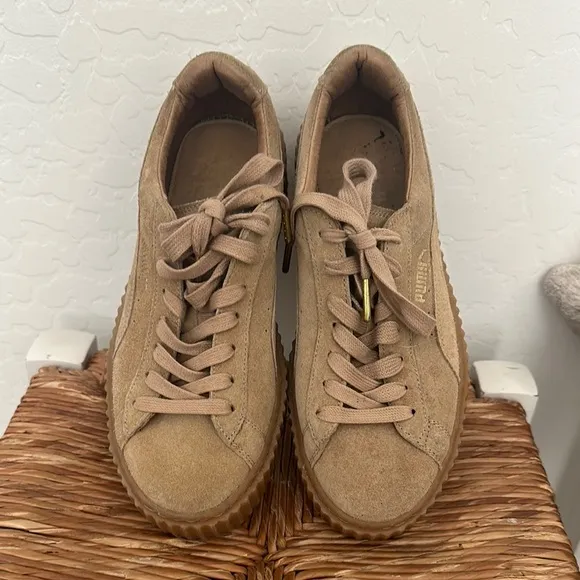 PUMA Creepers Rihanna Fenty Suede Oatmeal Tan Women's Sz 8 Thick Gum Rubber Sole