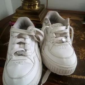 Puma Kids White Sneakers (U.S. Size 12C)