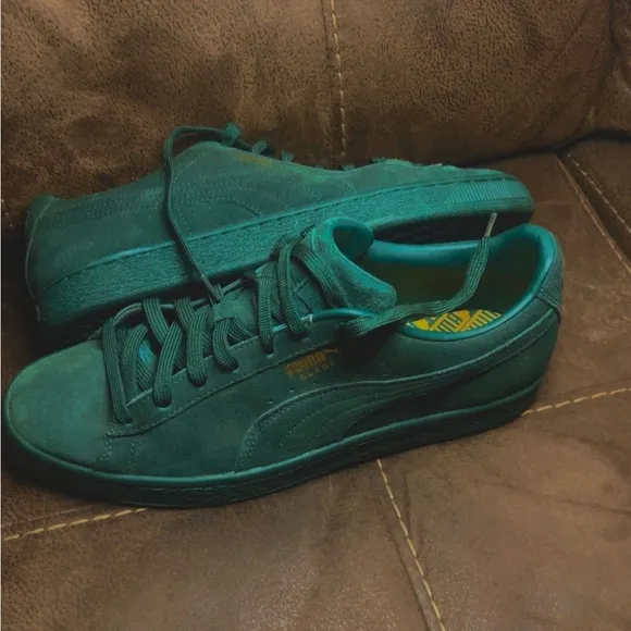 Puma Suede Classic Royal Green Men's Shoes Size 9.5