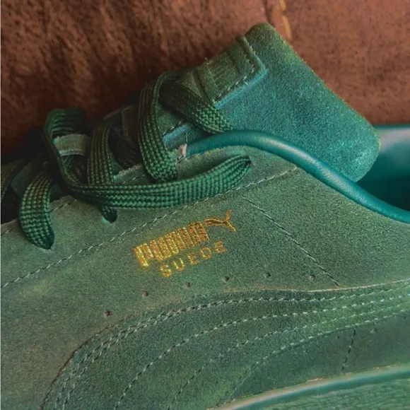 Puma Suede Classic Royal Green Men's Shoes Size 9.5