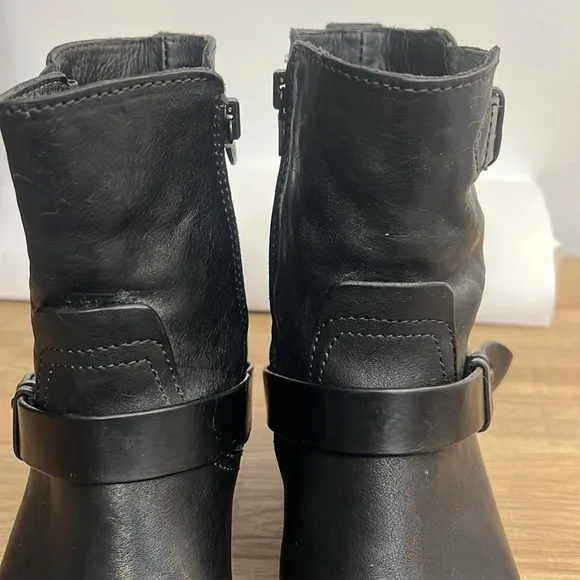 Rag and bone New York women’s Black Leather Ankle Boots size 37