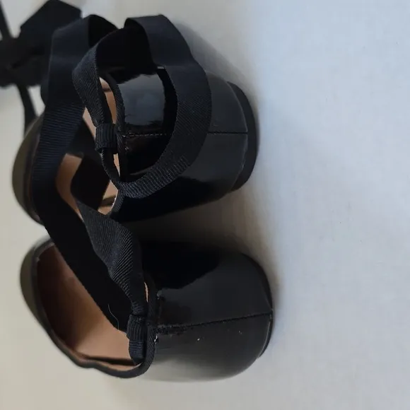 Ralph Lauren Girls Ankle Tie Leather Shoes Black sz 2