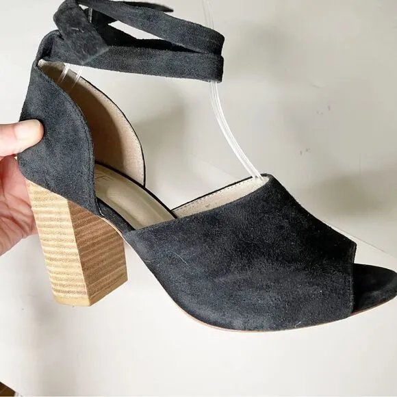Raye Anthropologie Velvet tie ankle open toe block Heels black suede 7