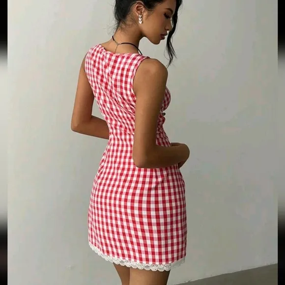 Red Plaid Sleeveless Boat Neck Contrast Lace Fitted Mini Dress For Women