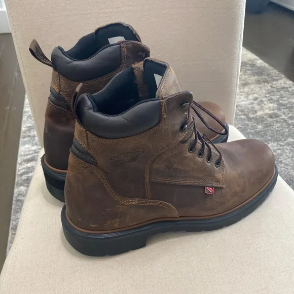 Red wing shoes leather boots oil resistant Distressed Brown Dynaforce 912 Mens