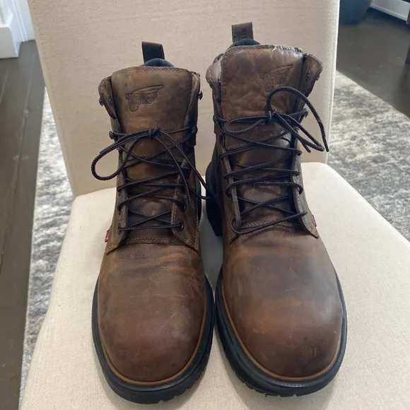 Red wing shoes leather boots oil resistant Distressed Brown Dynaforce 912 Mens