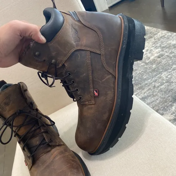 Red wing shoes leather boots oil resistant Distressed Brown Dynaforce 912 Mens