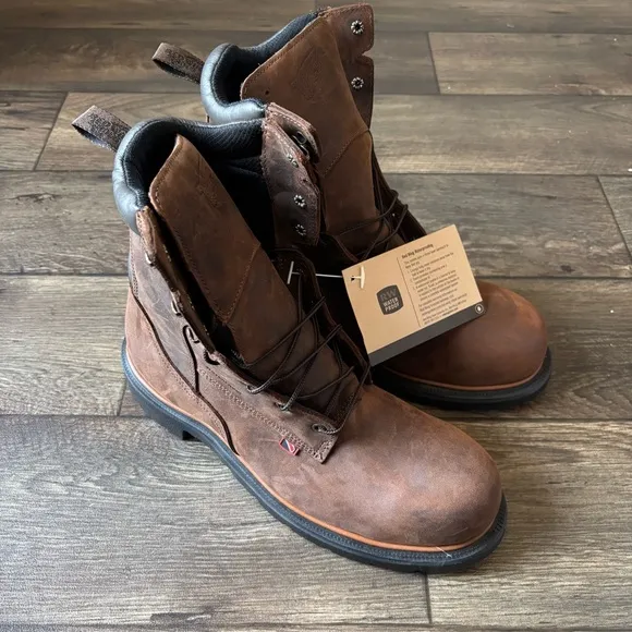 Red Wing Shoes Men's 4200 Dynaforce Waterproof Work Boots Steel Toe Size 12 NEW