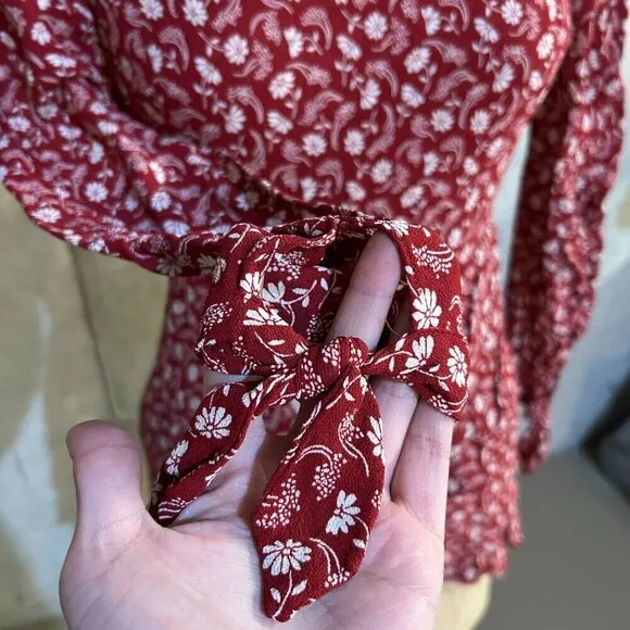 Reformation Lucita Dress Red Floral White Long Sleeve Mini Dress Size 0