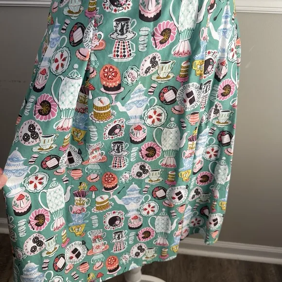 Retrolicious 50s Mad Hatter Tea Party M Fit &amp; Flare Pinup Rockabilly Novelty