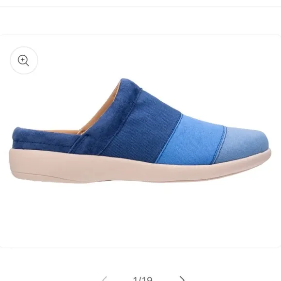 Revitalign Waco blue slip on shoes size 10 NWT