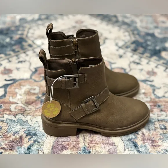 Rocket Dog Boots Ilo Brown BuckleAnkle Booties Woman’s Size 7.5‎ with Side Zip