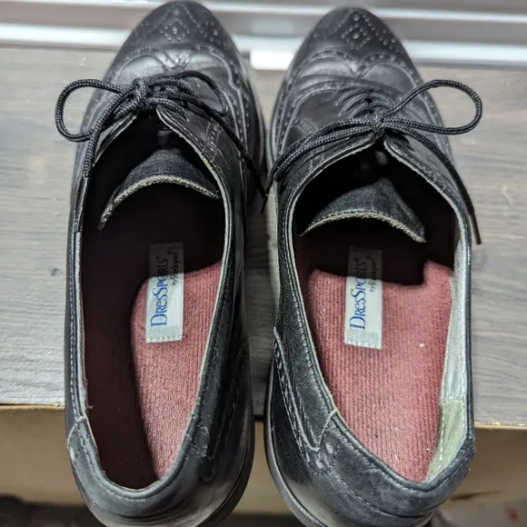 Rockport DresSports Mens Shoes Size 9.5M Black Oxford Wingtip Laceup Vibram Sole
