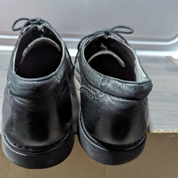 Rockport DresSports Mens Shoes Size 9.5M Black Oxford Wingtip Laceup Vibram Sole