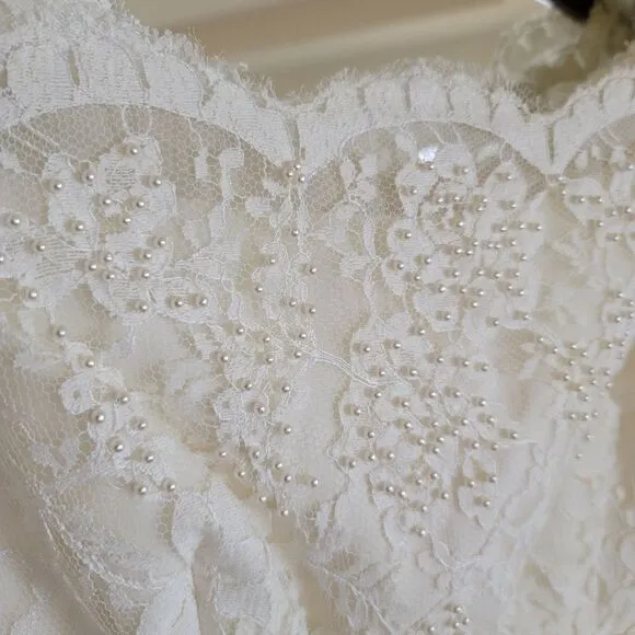 Romantic vintage 60's pretty floral lace wedding dress Union made A-line cream