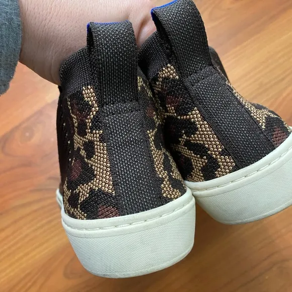 ROTHY’S The Chelsea boots sneakers slip on comfort cheetah wildcat leopard 5.5