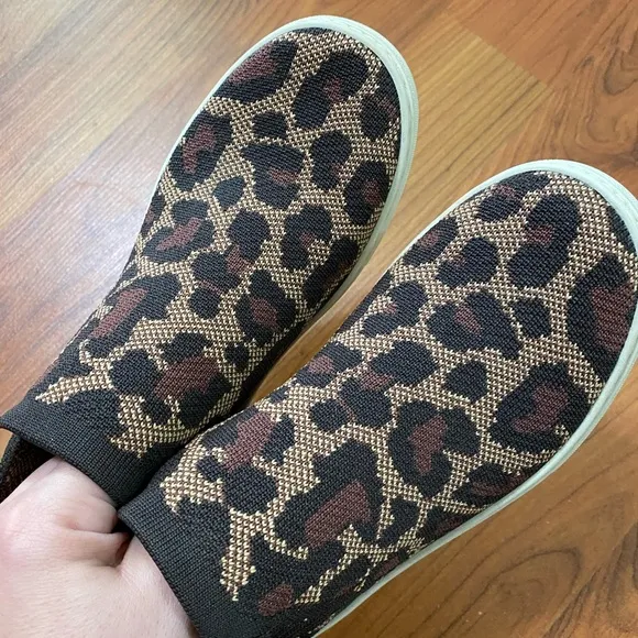 ROTHY’S The Chelsea boots sneakers slip on comfort cheetah wildcat leopard 5.5