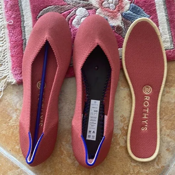 Rothys the round toe size 8 cooper woman’s flat shoes