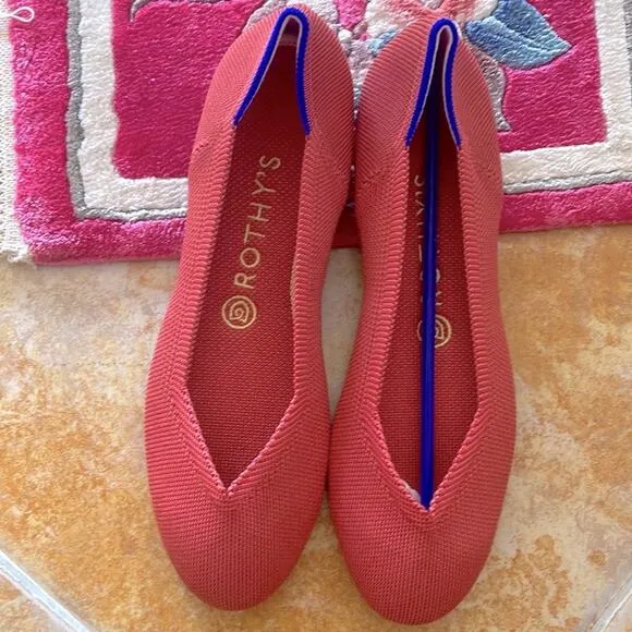 Rothys the round toe size 8 cooper woman’s flat shoes