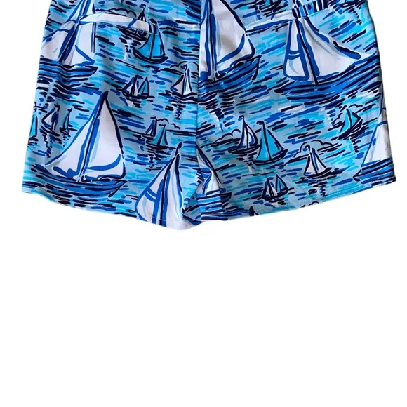 Sail to Sable STS Sail Boat Print Gold Button Shorts - M