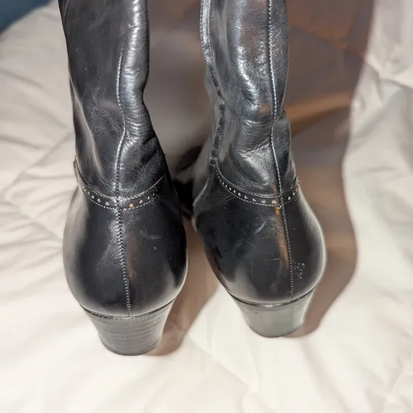 Salvador Ferragami Elegant Black Leather Women's Boots