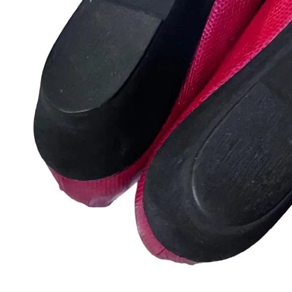 Salvatore Ferragamo Made in Italy Red Pointed Toe Wedge Shoes