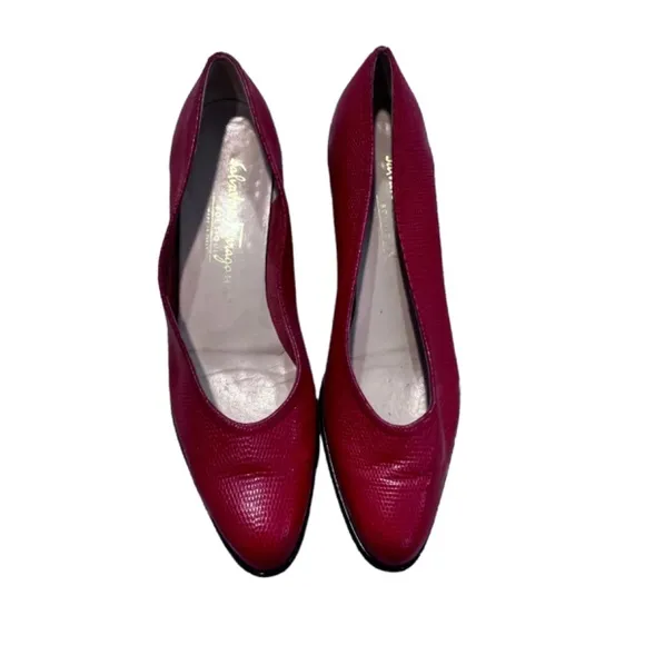 Salvatore Ferragamo Made in Italy Red Pointed Toe Wedge Shoes