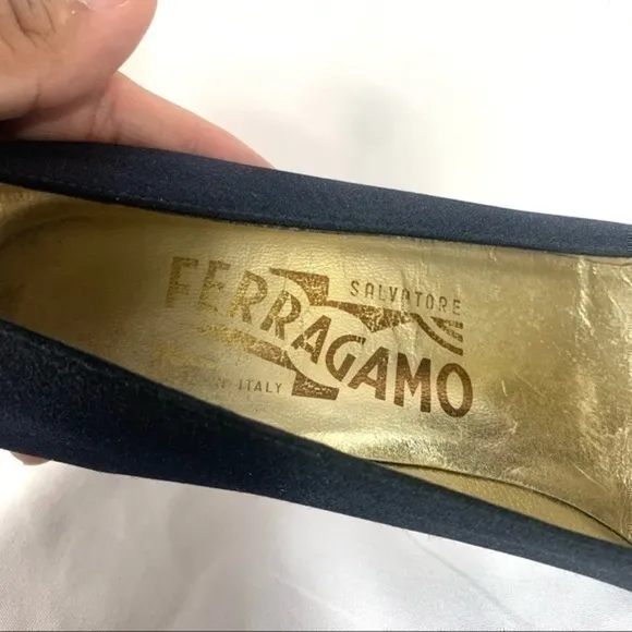 Salvatore Ferragamo Women’s Shoes Black Sz 7