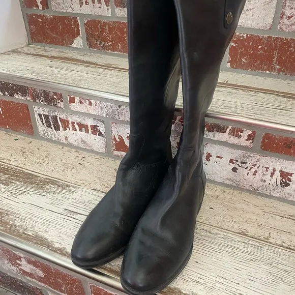 SAM EDELMAN black boots! 😎EUC😎LOTS of LIFE left in these BEAUTIES!! See pic...