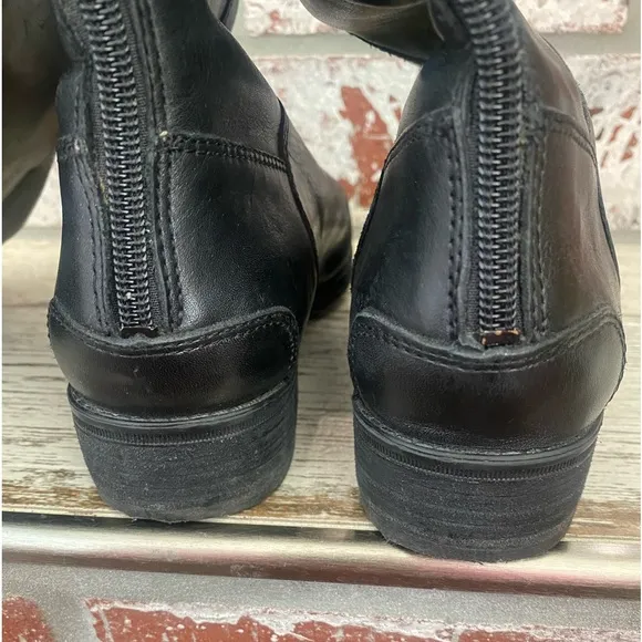 SAM EDELMAN black boots! 😎EUC😎LOTS of LIFE left in these BEAUTIES!! See pic...