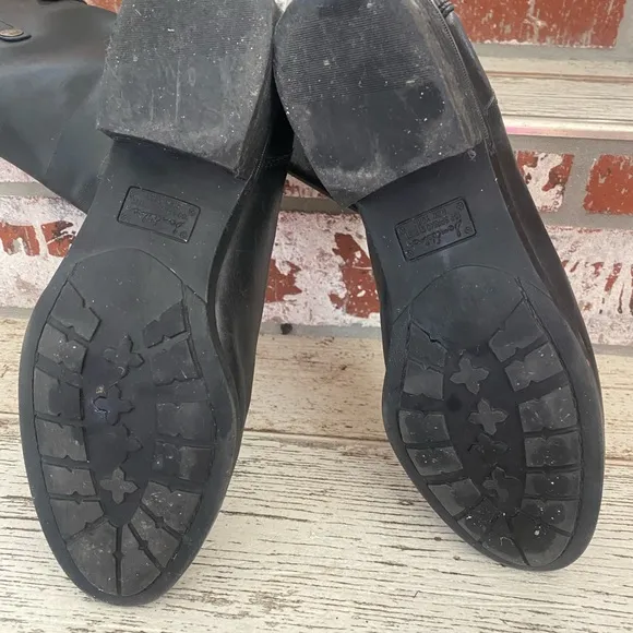 SAM EDELMAN black boots! 😎EUC😎LOTS of LIFE left in these BEAUTIES!! See pic...