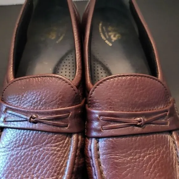 SAS Women's Easy Slip On Loafer Tripad Comfort Shoes Burgundy 8.5 slip On Nwt