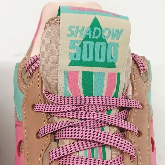 Saucony Women's Shadow 5000 Earth Citizen Low Top Sneakers