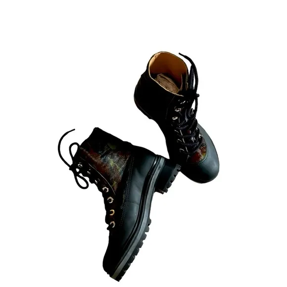 Schutz Camo Combat Boots Size 6B Calf Hair Black Waterproof Lace Up Heeled Boots