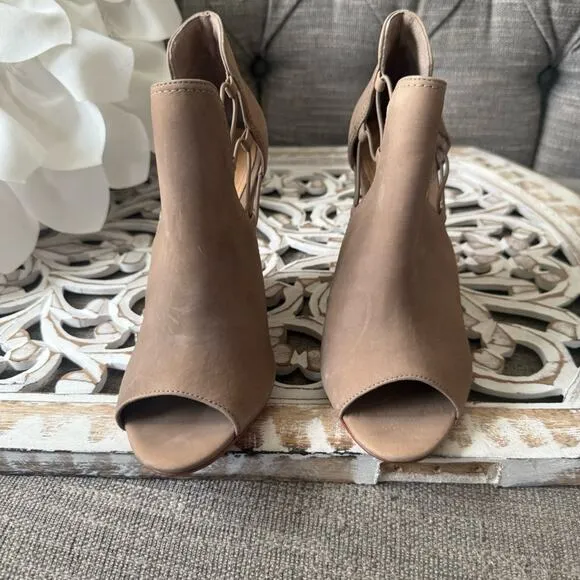 Schutz Wedge Heel Peep Toe Shoes Women’s 8.5 NEW