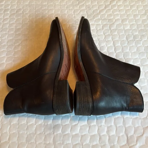 See by Chloé Louise Leather Ankle Boots Size 40 US 9 Gold Hardware