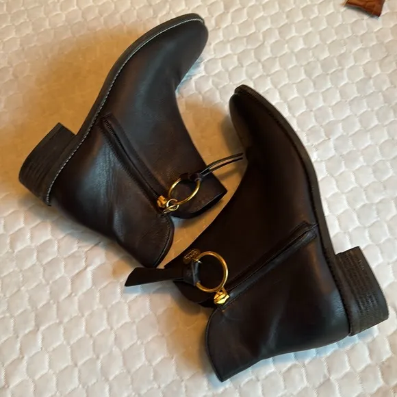 See by Chloé Louise Leather Ankle Boots Size 40 US 9 Gold Hardware