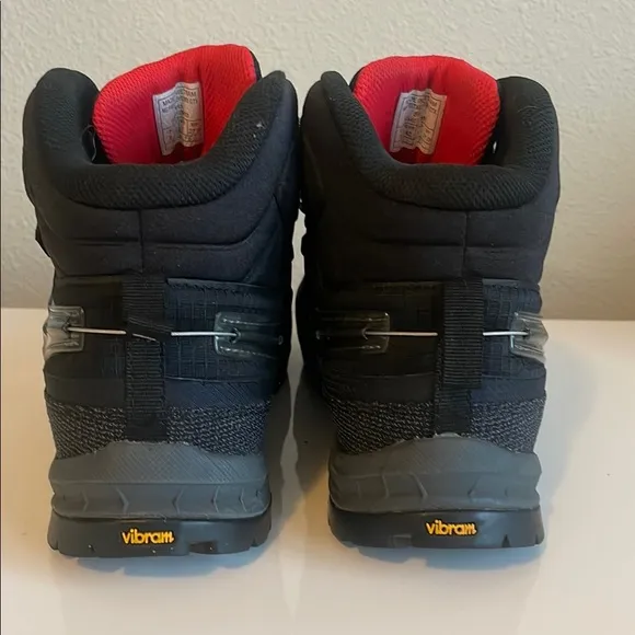 Seregua Fisetaik EVO “9” Black Hiking Boots