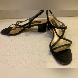 Sesto Meucci Black Patent Strappy Open Toe Vintage Sandal Block Heels Shoes 8.5