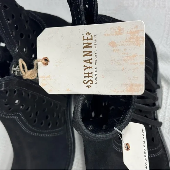 Shyanne Nicki Laser Cut Out Fringed Ankle Boot Black Suede Inside Zip Sz 9 NWT