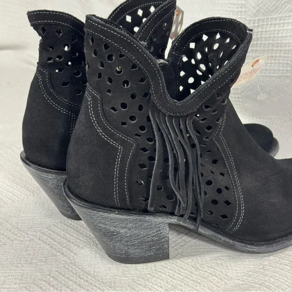Shyanne Nicki Laser Cut Out Fringed Ankle Boot Black Suede Inside Zip Sz 9 NWT