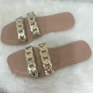 Size 6 chain strap, flexible sole sandals NEW