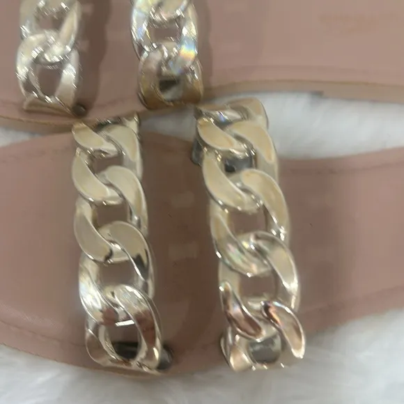 Size 6 chain strap, flexible sole sandals NEW