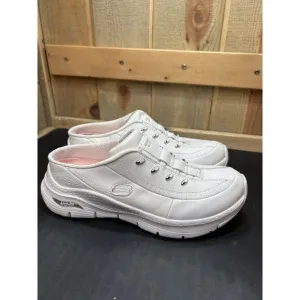 Skechers Arch Fit White Slip-On Sneakers Womens US 7 Orthopedic Comfort Shoes