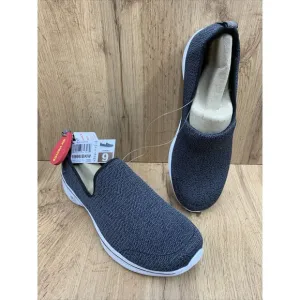 Skechers GOGA MAX GEN 5 Women Slip On Sneakers Shoes Size 9 Charcoal Gray White