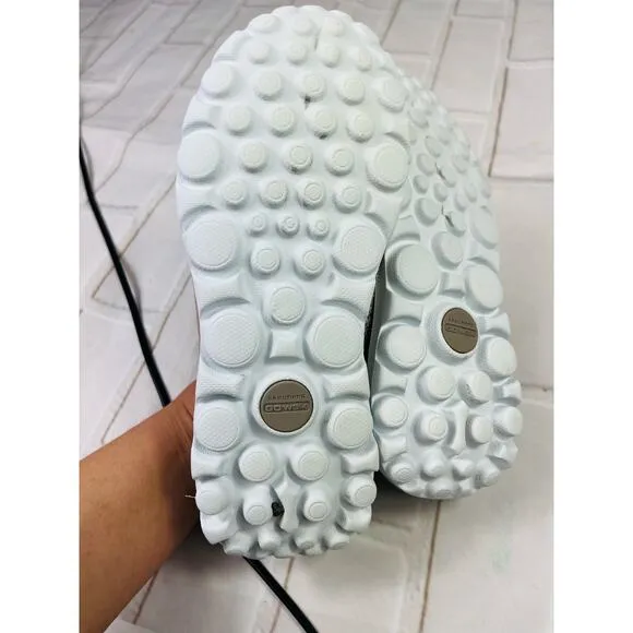 Skechers soft fabric comfort shoes size 6