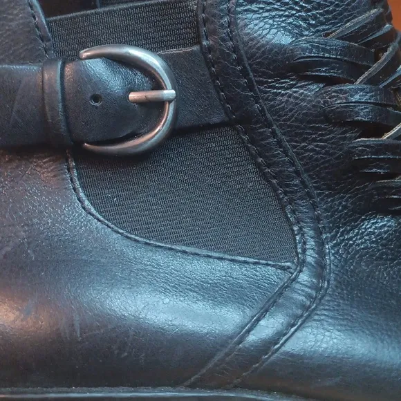 Sofft Womens  Black Leather Ankle Boot